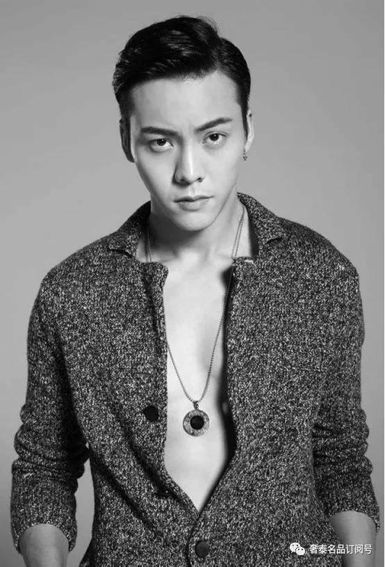 陈伟霆爆料超模图片视频,超模风采瞬间，视觉盛宴来袭！  第2张